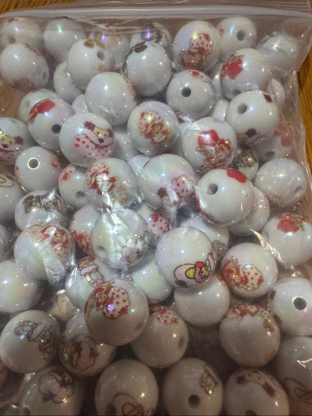 Lot of 20 Strawberry Shortcake 16 mm beads.